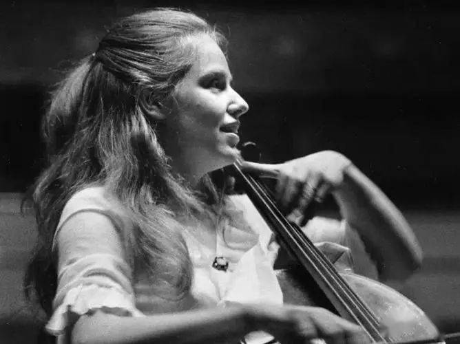 分享帕尔曼杜普蕾祖克曼巴伦博伊姆合体演绎贝多芬室内乐名作