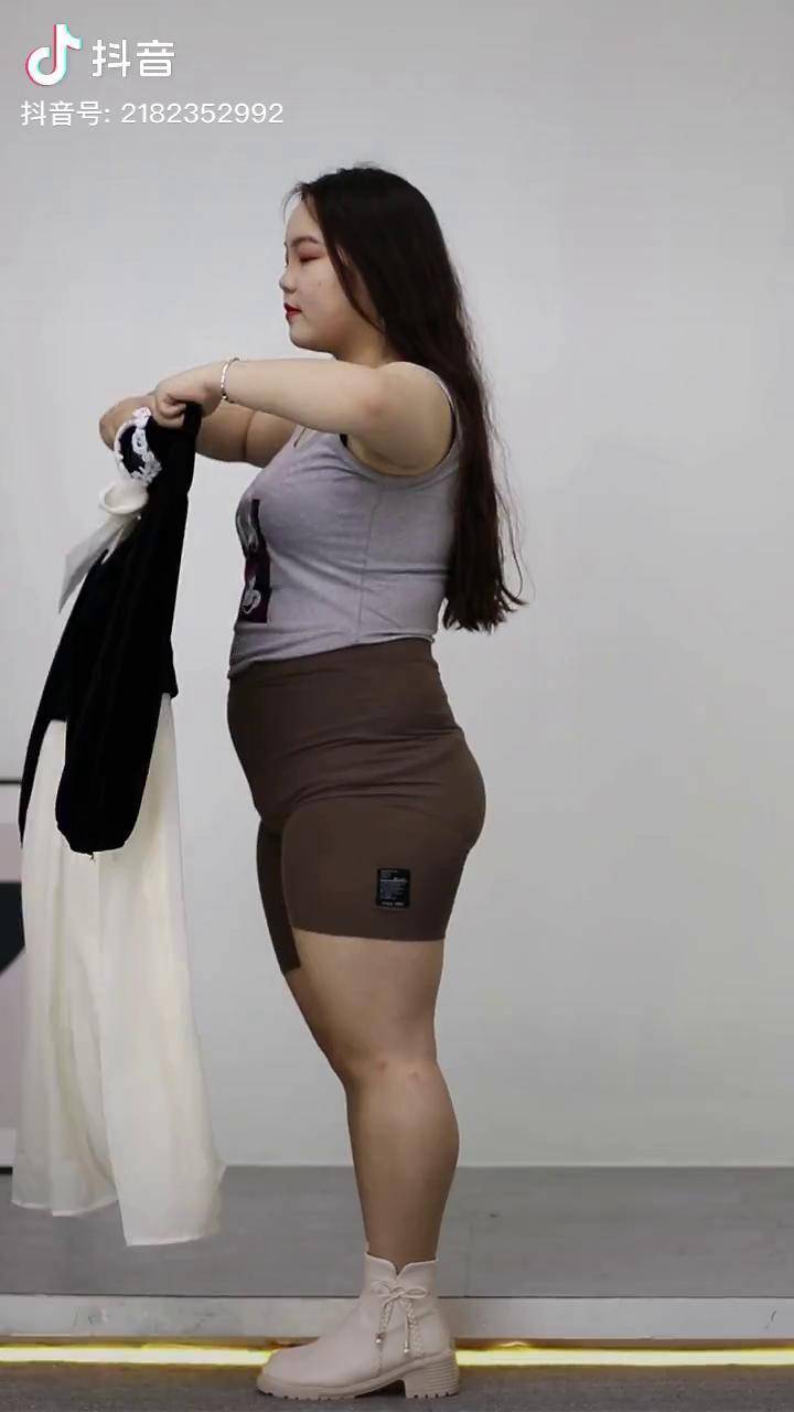 160斤不可怕可怕的是160斤还不会穿搭会穿搭的女人更加自信美丽大码