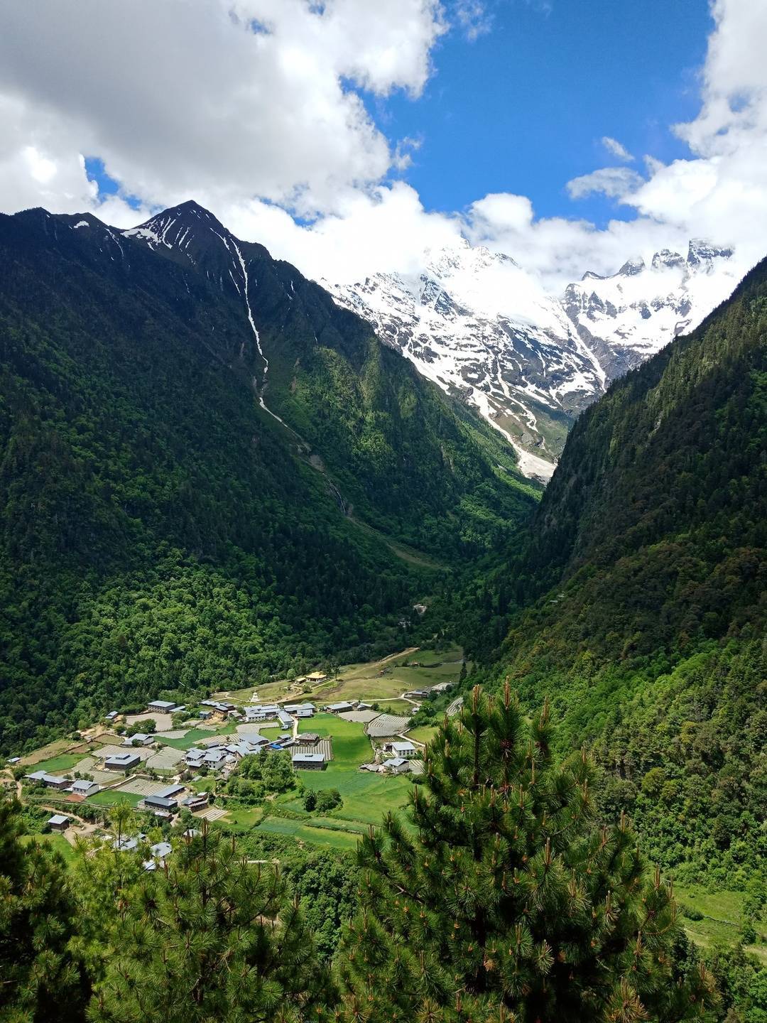 行游马晓燕人间仙境雨崩村