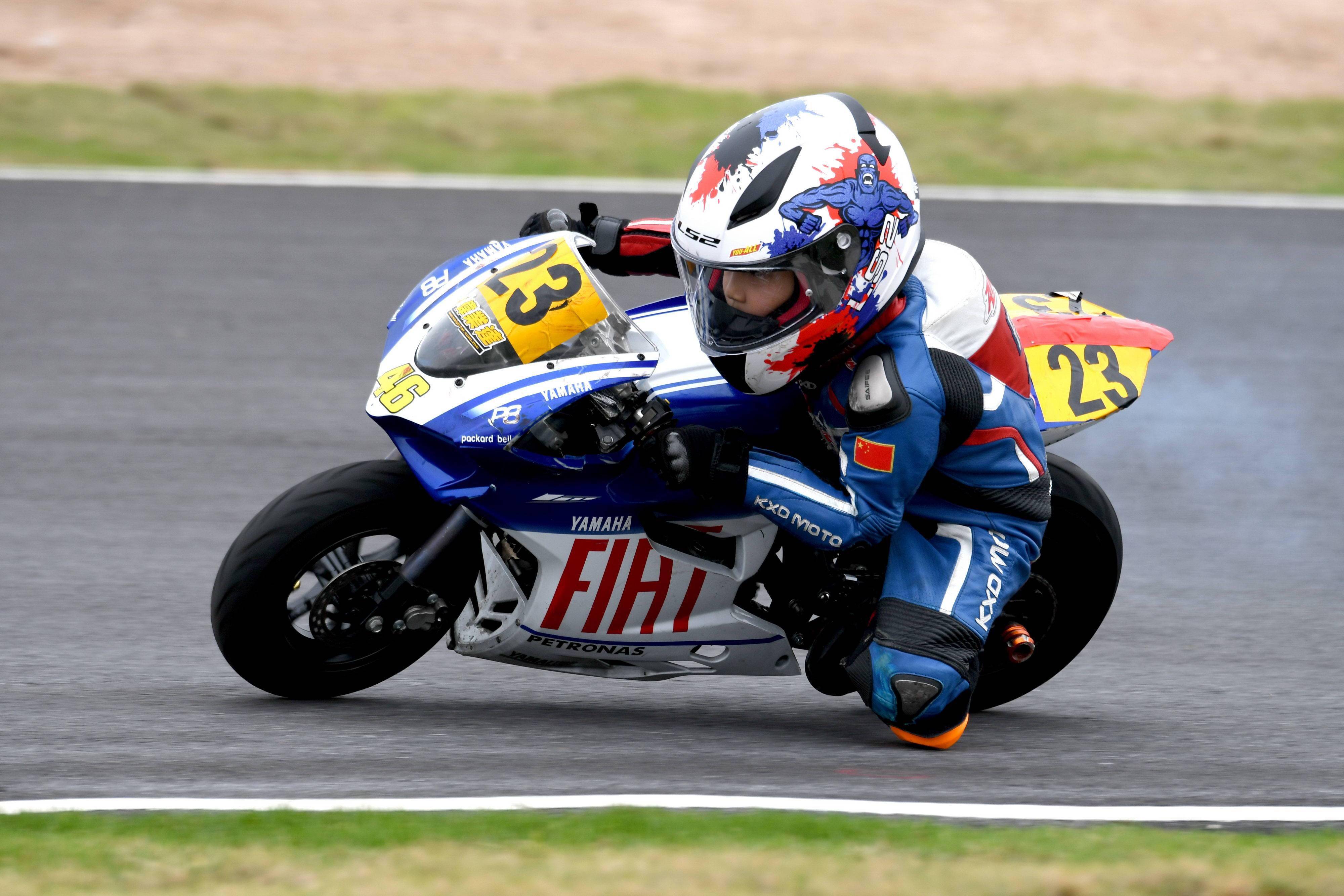 kxdminigp超级联赛广东清远站小车手剪影