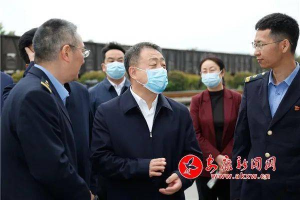 武文罡调研现代交通物流产业发展