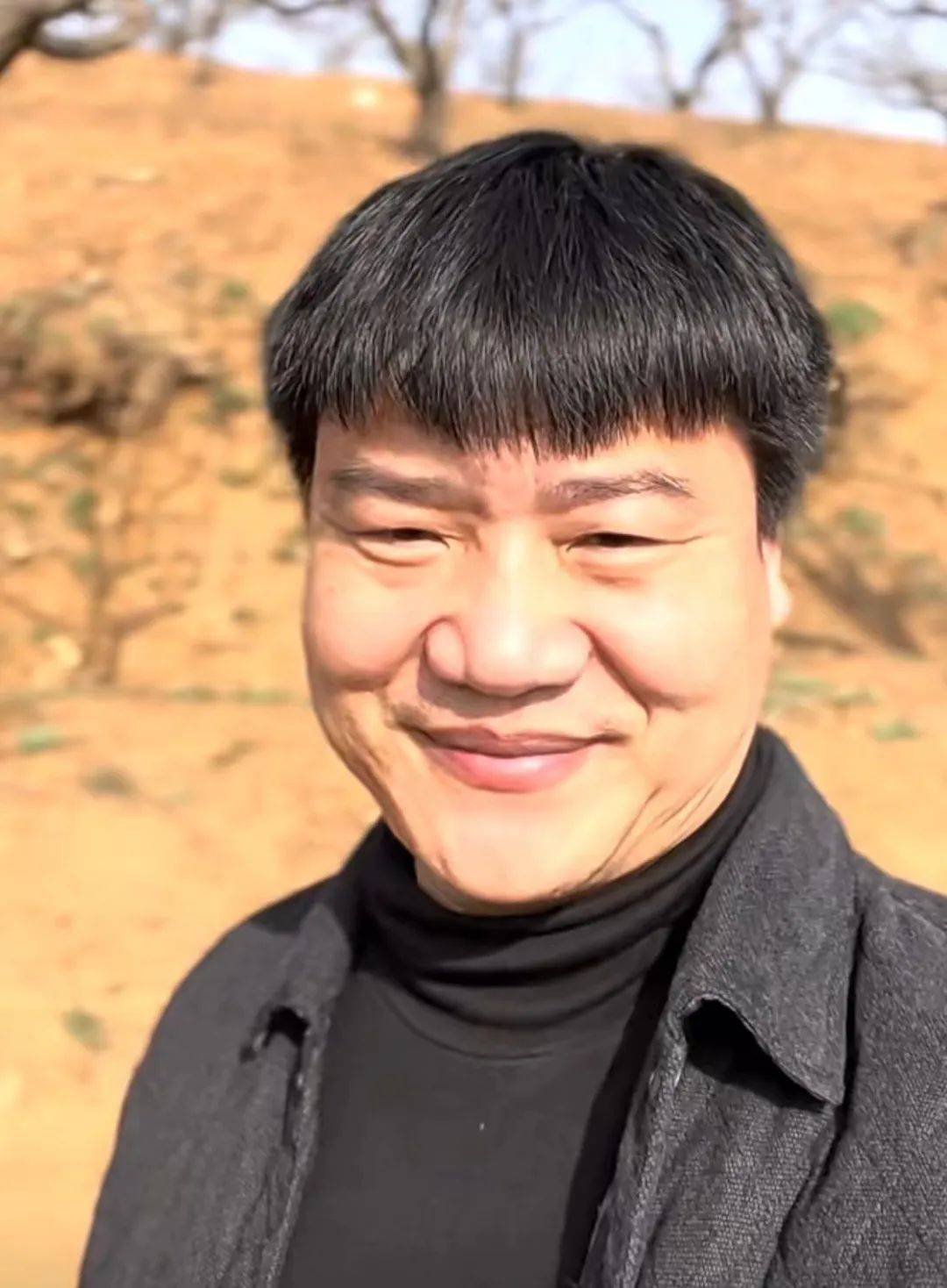 4月5日,陈国平回到农村老家在递交辞职报告后,他回到了农村老家,在