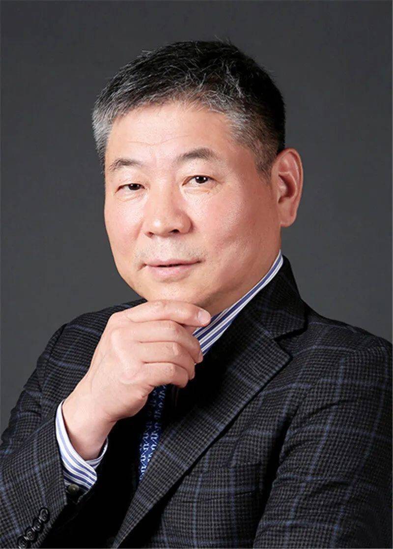 学名医典范做苍生大医郭卫在禁区做手术