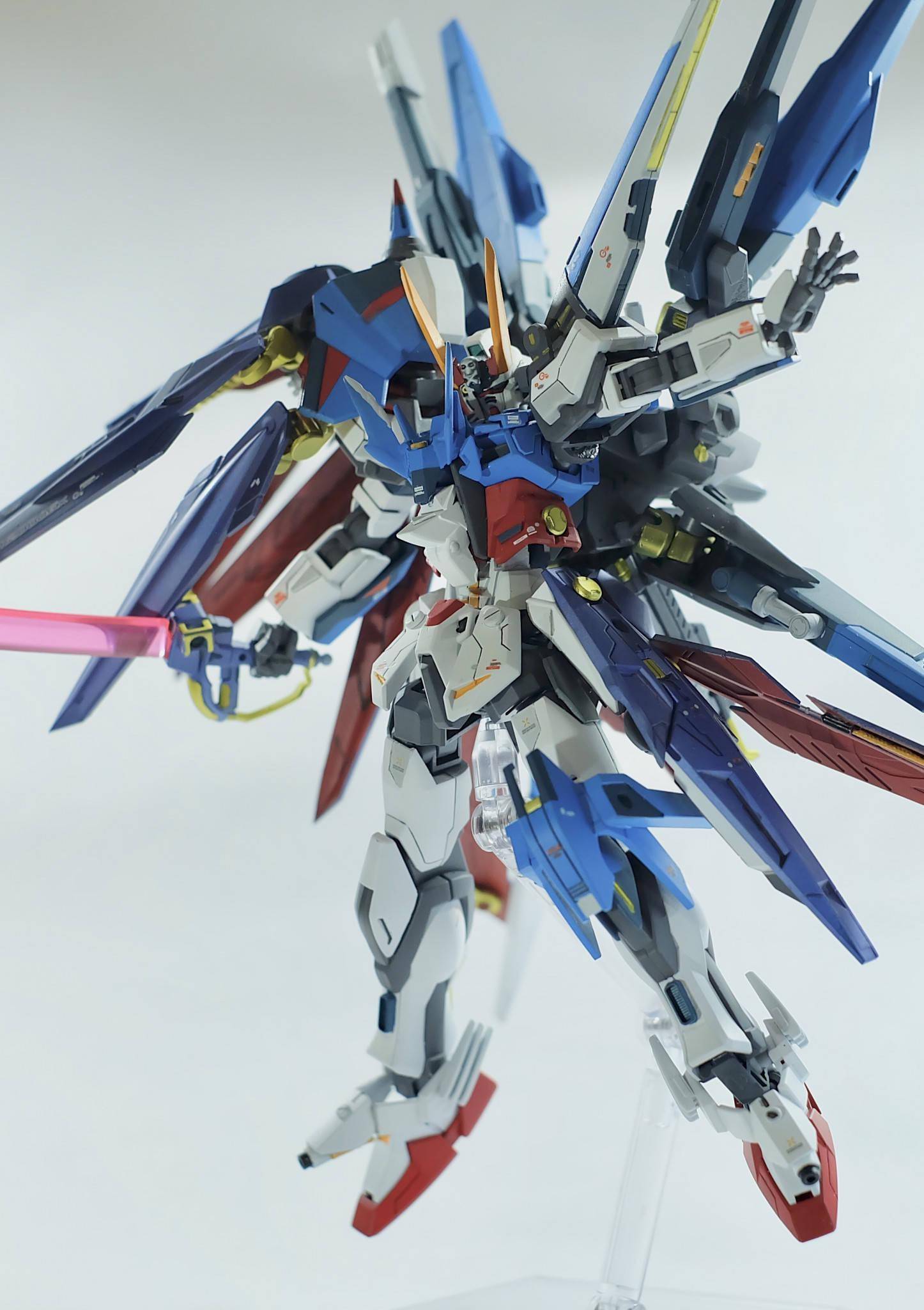 强袭高达模型改造全装备海盗高达模型