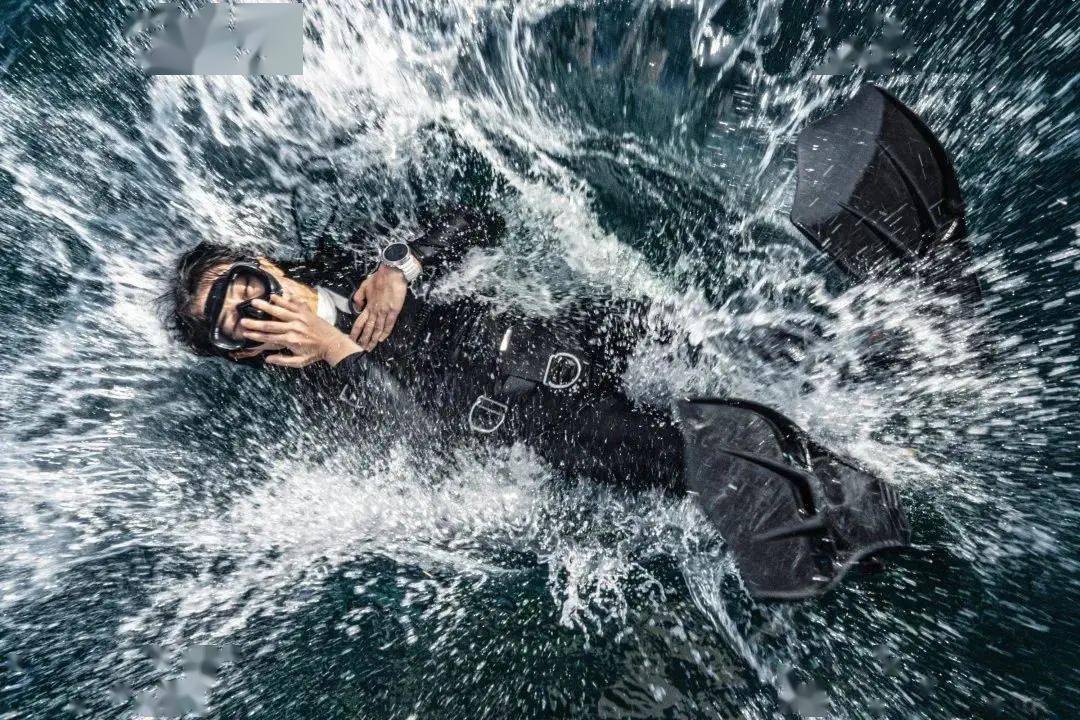 华人父子在澳洲旅游景点溺水身亡儿子仅5岁救生员我们没有相关经验