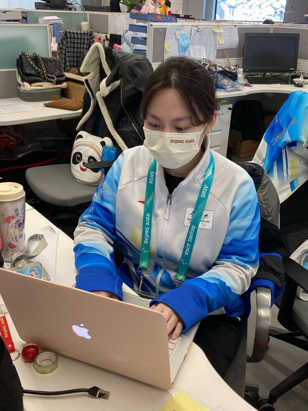 正青春师院雪花青春日志十六穆涵迎接冰雪之约奔赴美好未来