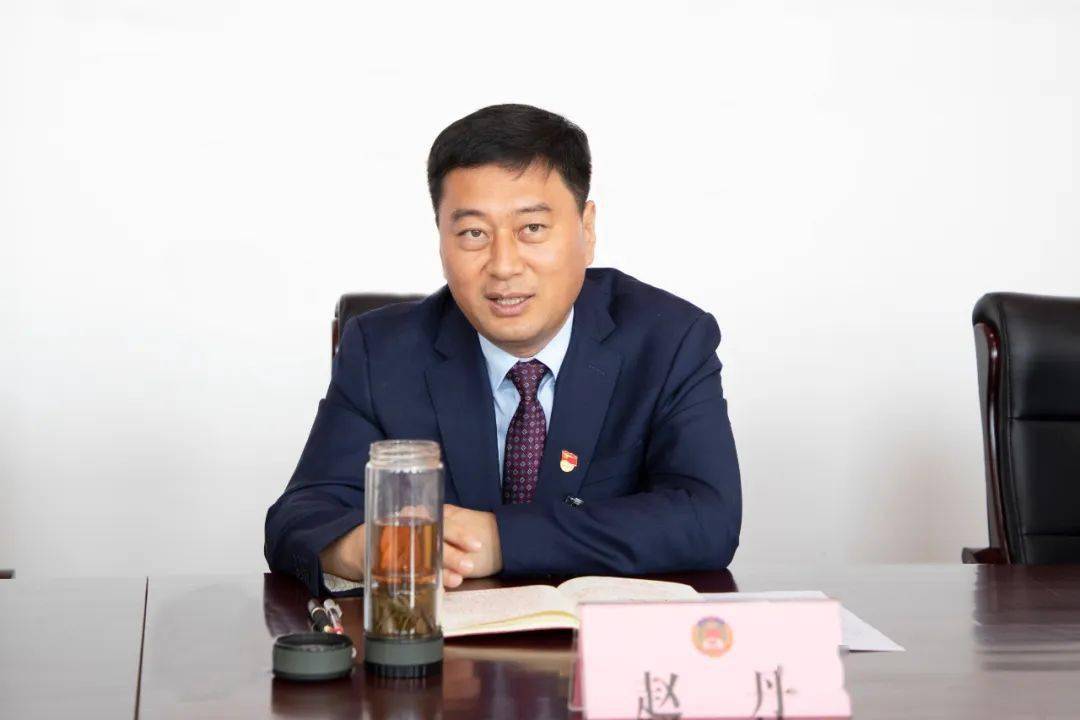 县委副书记,县长赵丹参加县政协十一届一次会议第二讨论组(无党派