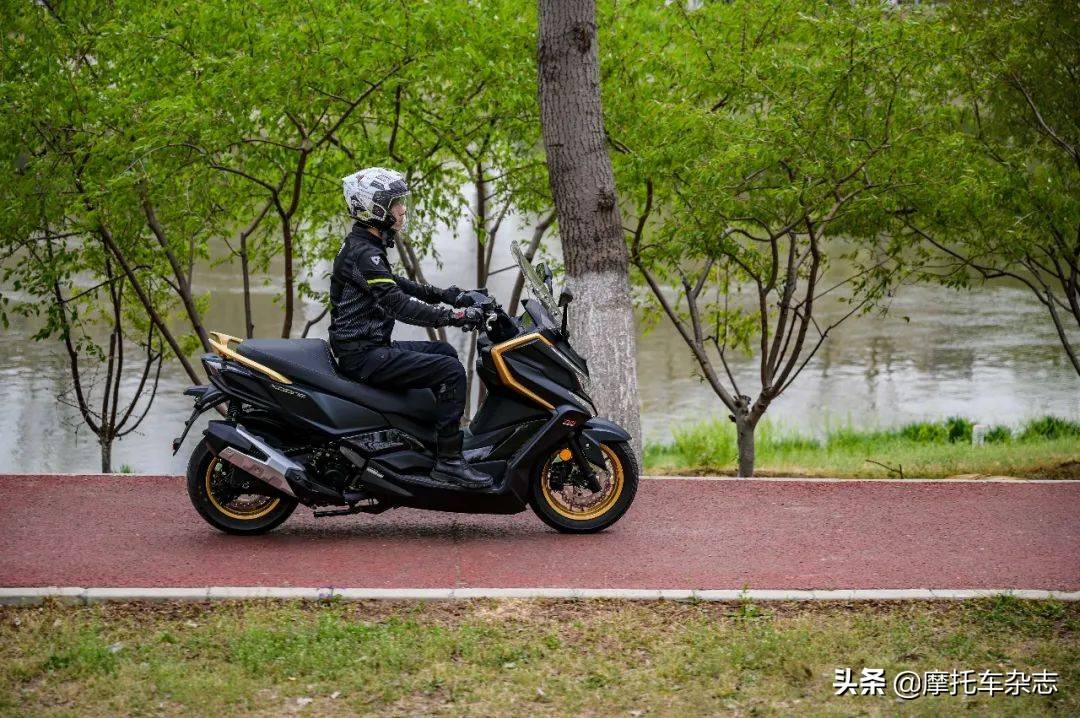 有着铁血战士外观的中量级踏板,光阳赛艇s250_搜狐汽车_搜狐网