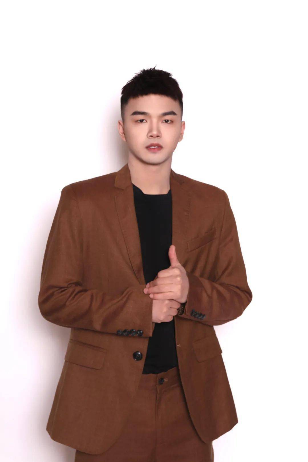 好听林启得少年叹新歌