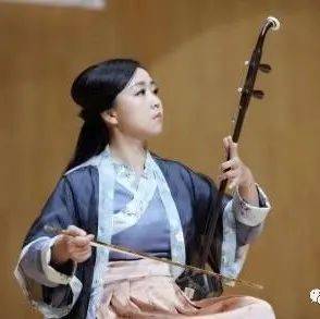 初学二胡五种常用的定弦方法介绍_乐曲_音乐_手法