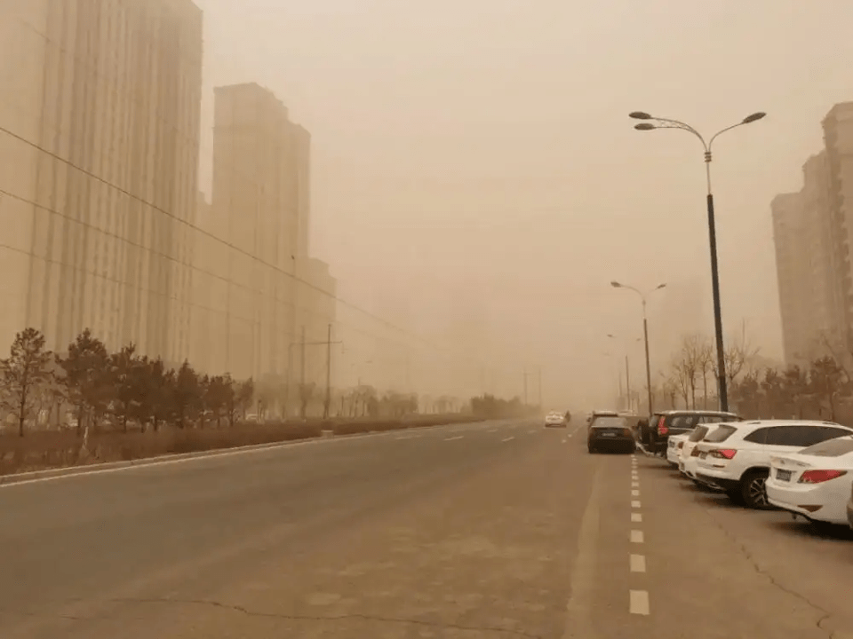 三北多地遭遇沙尘天气浮尘和扬沙有什么区别沙尘暴成因及防御策略沙尘