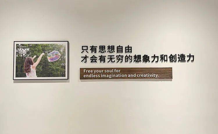 低调开业胖东来新店依然火爆老板亲自迎客网友老板堪称一线明星附现场