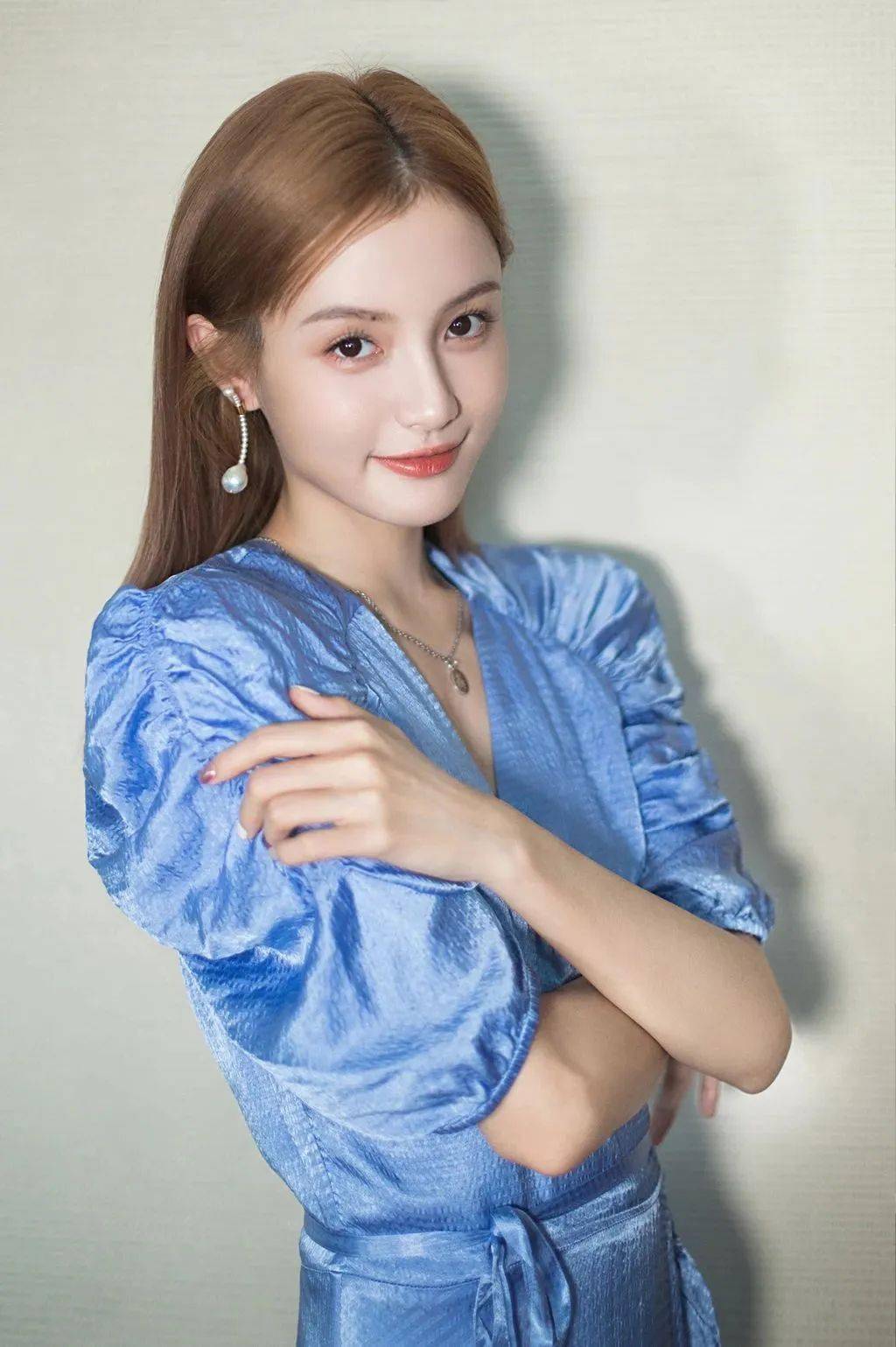 图影·娱乐脸谱·90后网红 微博小女神_欣羽_晓茹_战事