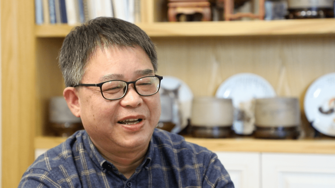 文化绍兴今晚播出丨余建新陶瓷雕刻每一刀都要非常专注