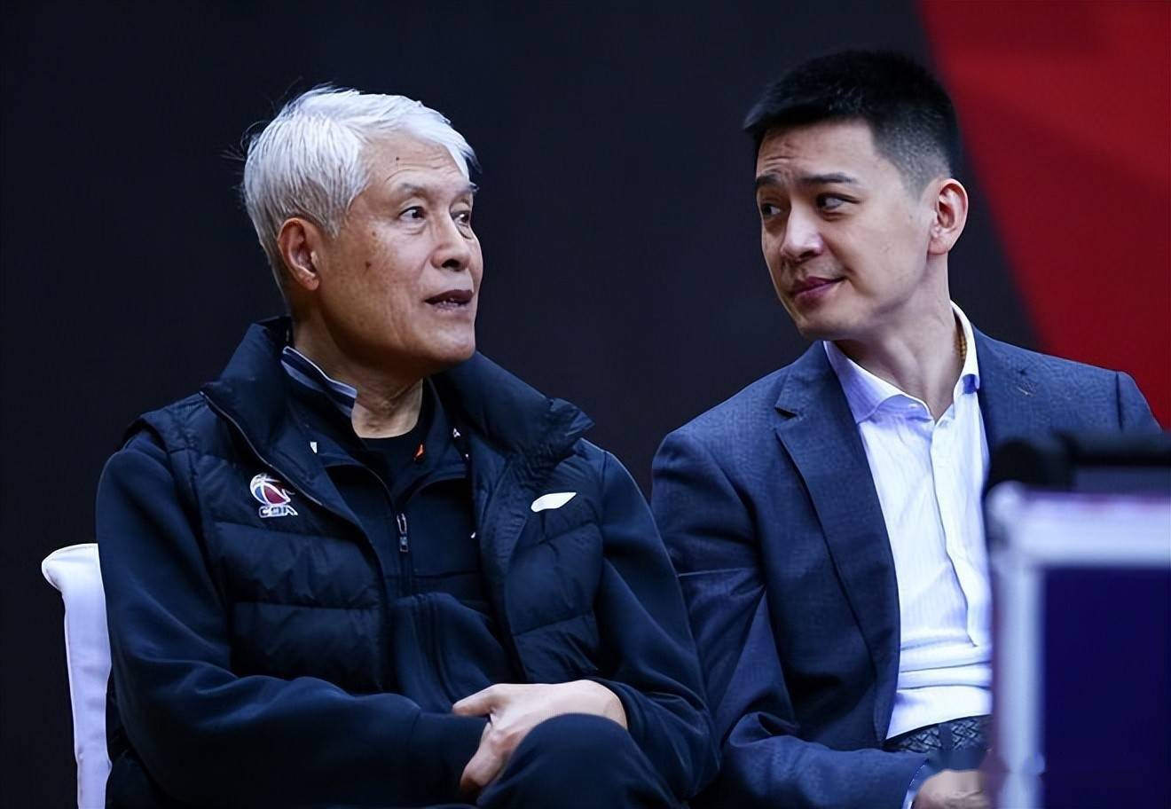 执意重返辽宁男篮辅佐杨鸣,你才是球队隐形功臣_蒋兴权_赵继伟_广厦