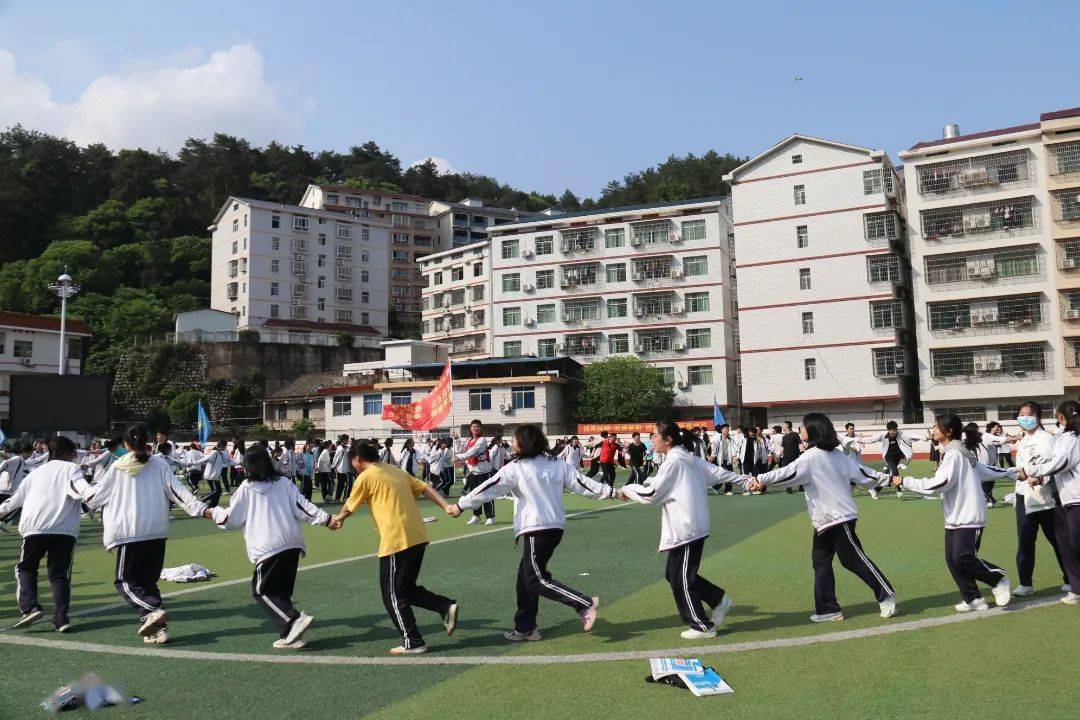 凝心聚力蓄能未来岳云中学成功举办2022年高考解压赋能团辅活动