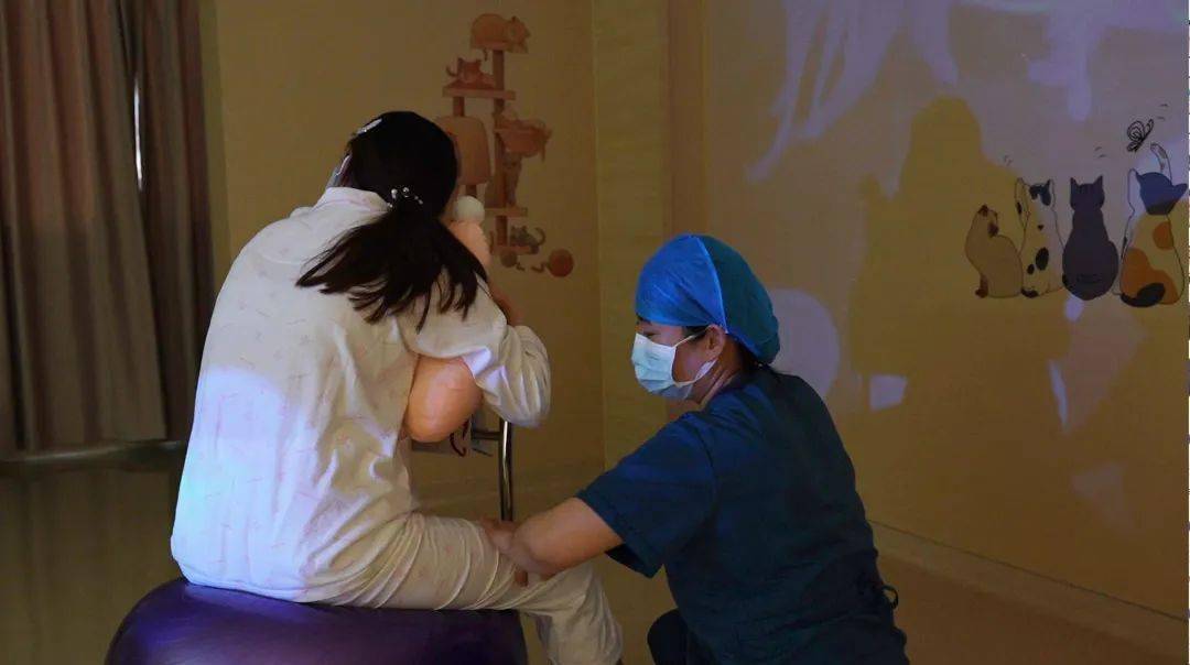 美国女人生孩子全产程_美国女人生孩子全产程_美国女人生孩子全产程