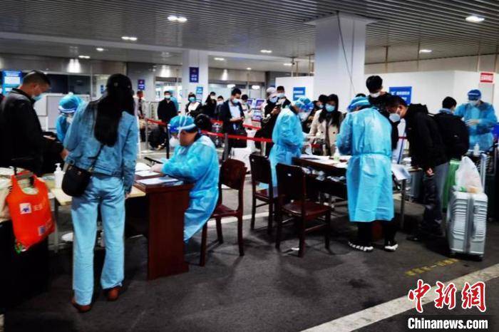 (抗击新冠肺炎)浙江义乌"统战志愿红"助力"防疫健康绿"_物资_疫情