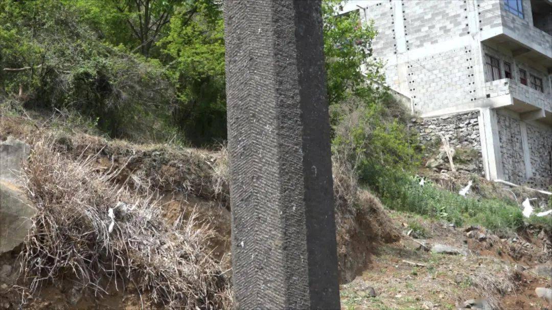 镇雄发现清朝时期石桅杆