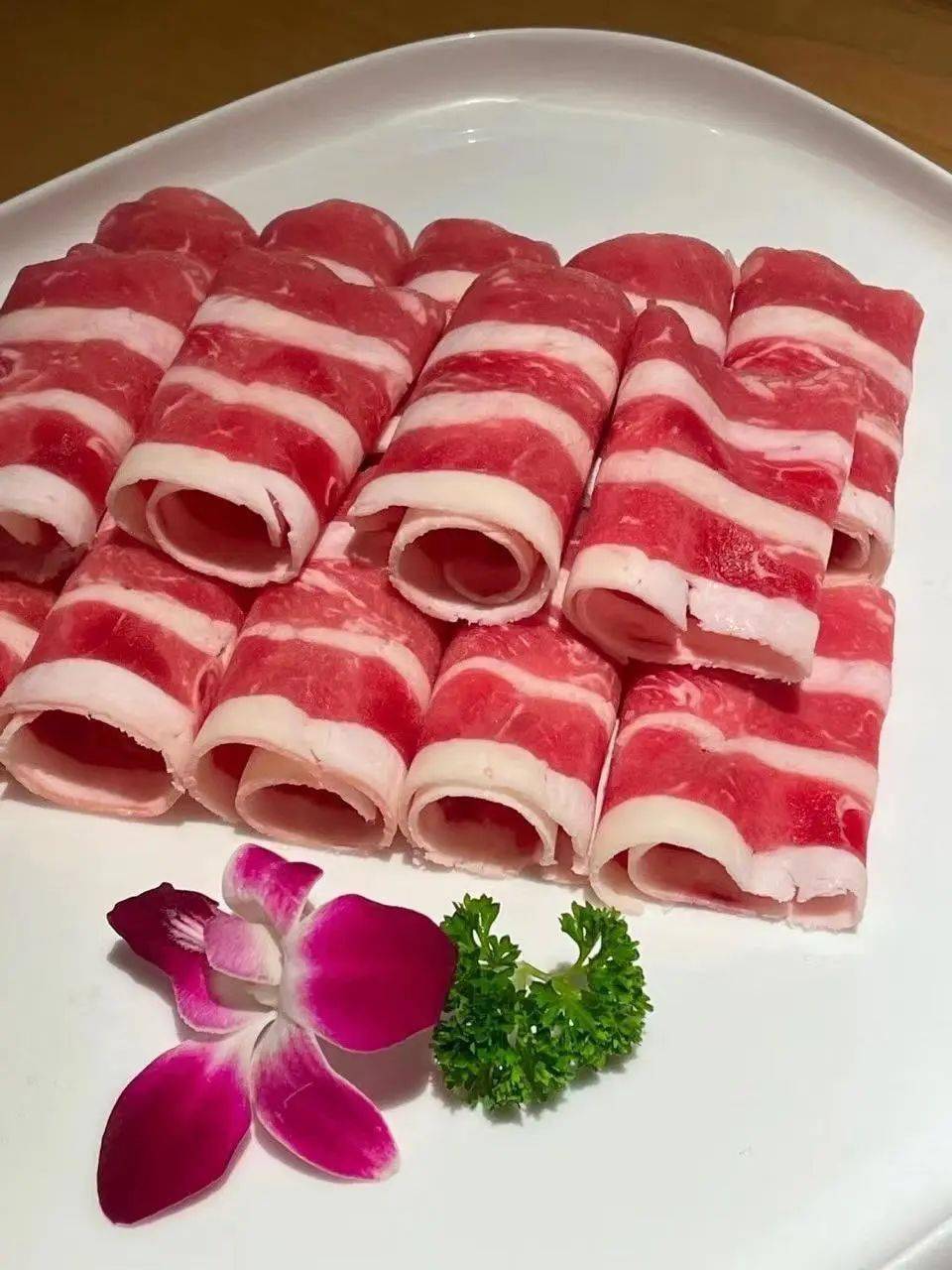 香香小肥牛,御荣鲜鹅肠.火锅的快乐谁吃谁知道～_小份_香肠_台湾