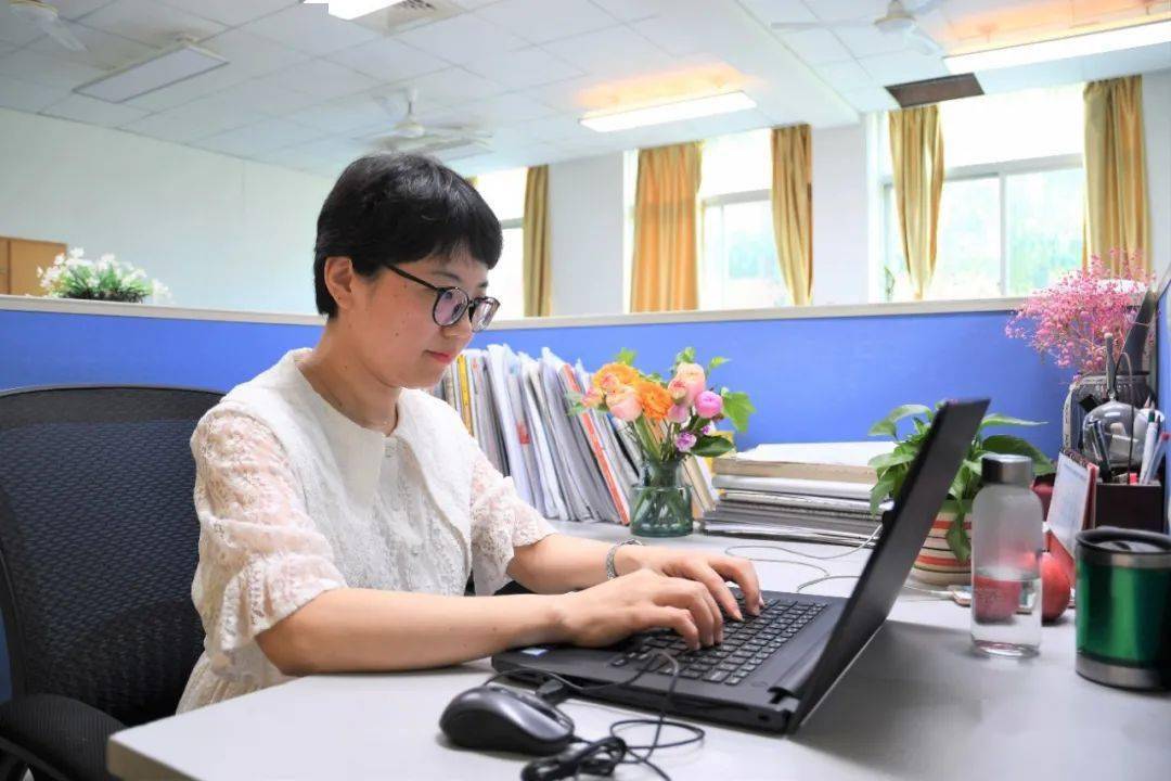 省级荣誉祝贺闽侯一中这两位优秀教师