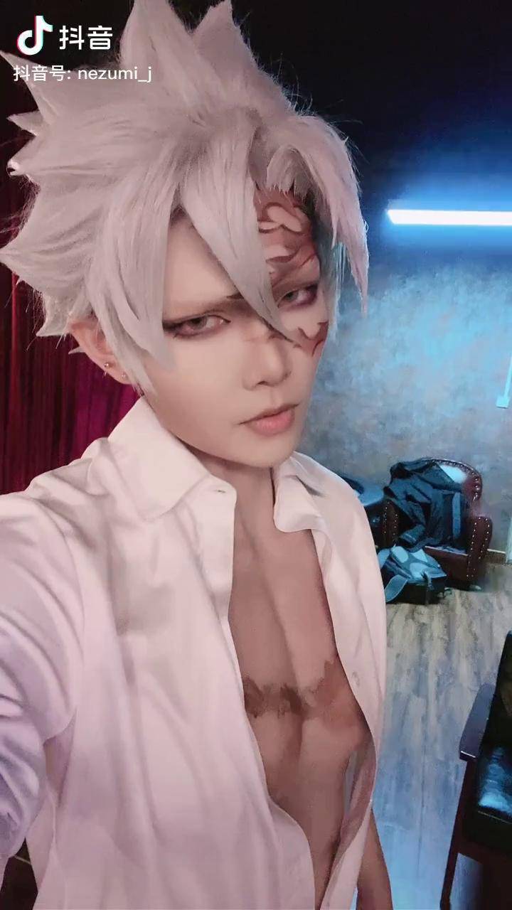 cos鬼灭之刃今天是酒保风柱