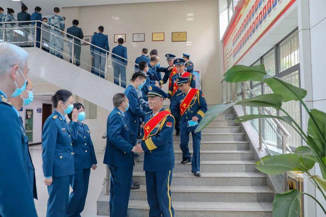 一程山水感谢有您防空反导学院举办退役人员纪念仪式