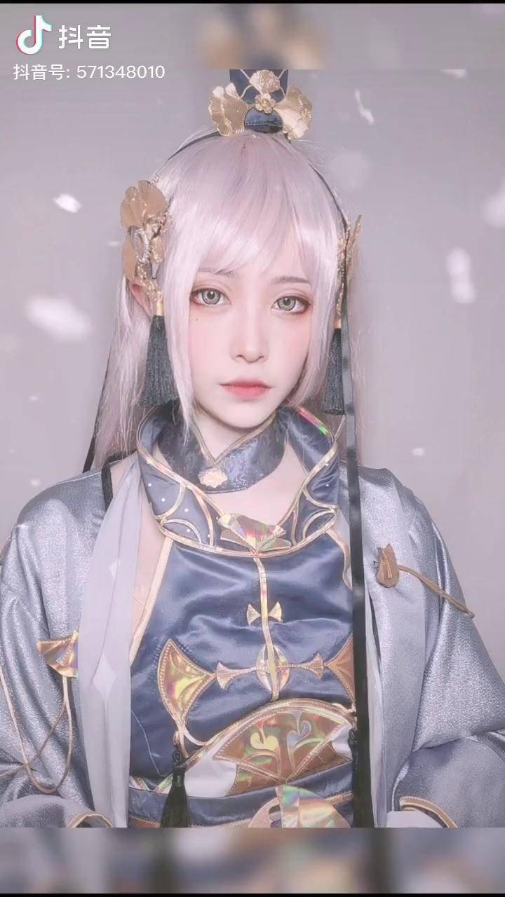 感谢室友借我吹风机食物语 食物语cos 诗礼银杏 cos 诗老师 同好召唤