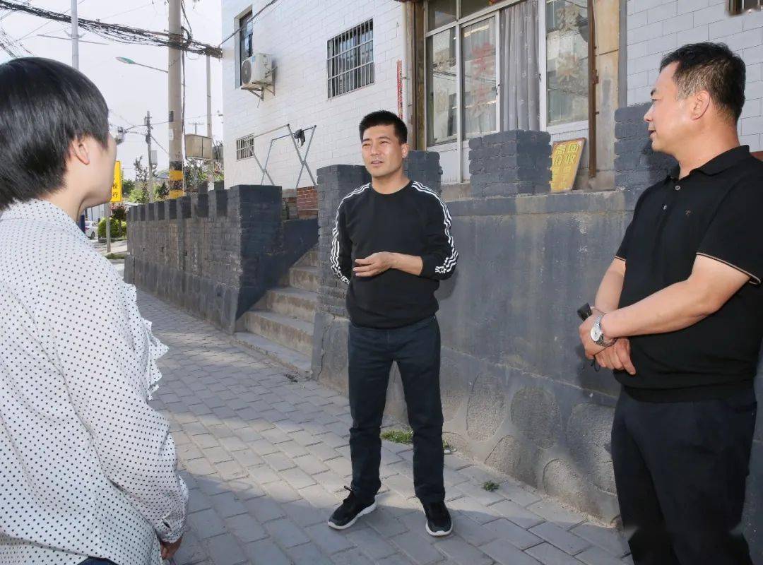 高岗实地检查耀州区住房安全工作