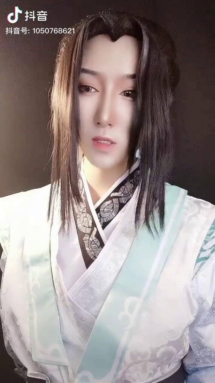 师尊～再看看我呗～cos 洛冰河cos_cos_冰河