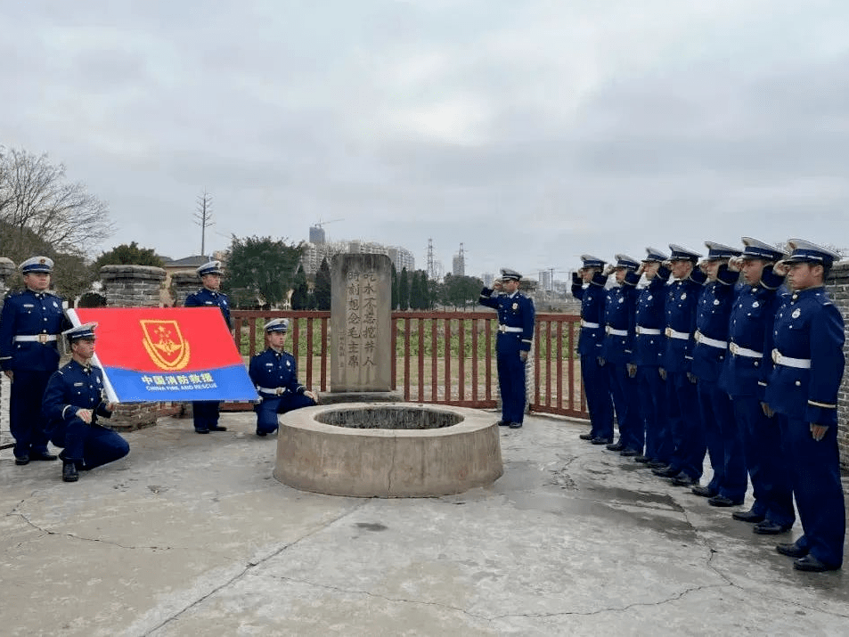 荣誉| 江西消防多个集体,个人获全国全省"五四"表彰_救援_九江市_贺慧
