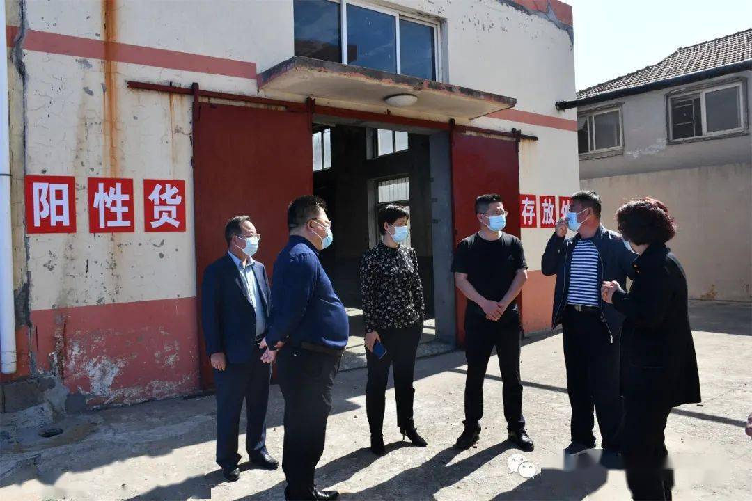 海阳市市场监管局党组书记,局长姜军桥陪同调研.