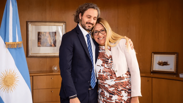 特别大使"的职位,并任命 lgbt  运动的活跃代表人物阿尔巴·鲁埃达