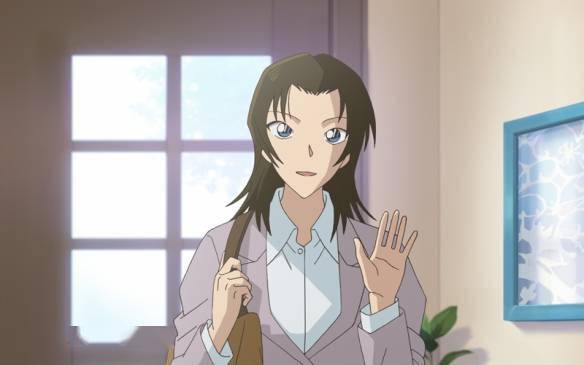 top 2 卡莉法《海贼王》金发美女秘书~拥有超长的美腿,踢技也非常帅气