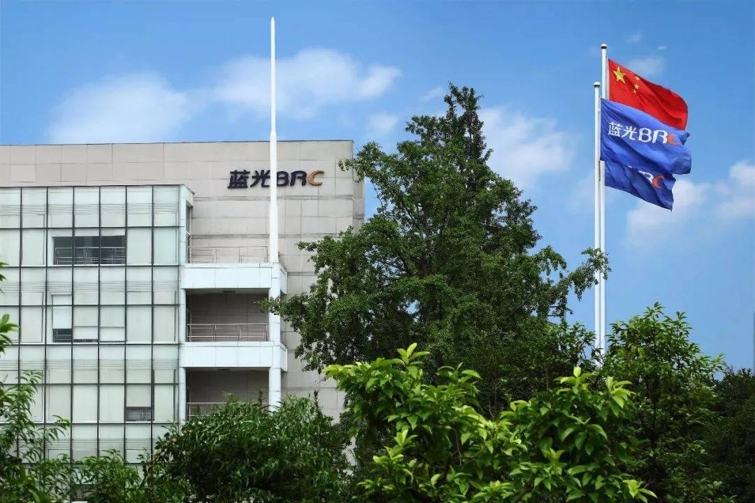 从千亿跌至谷底后蓝光发展何去何从