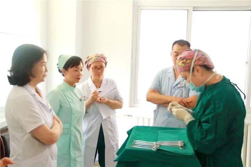 护路芳华 | 张娜:身穿白衣 心有锦缎_工作_疫情_防控