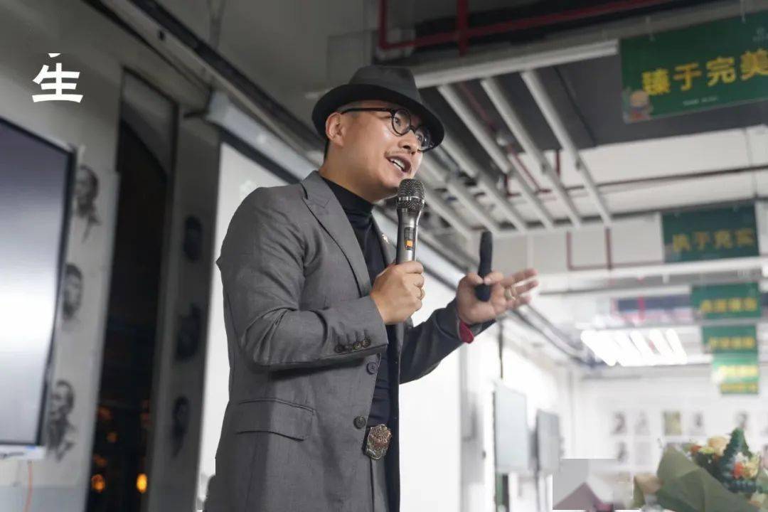 驽马十驾功在不舍孪生画室创始人张森励志讲座