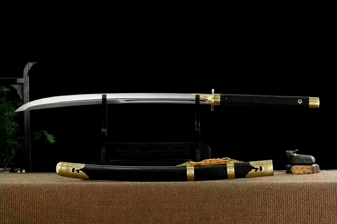 世界上卖的最贵的一把刀这把刀抵得上十几辆法拉利