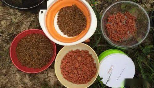 分享10个春钓鲤鱼自制饵料配方