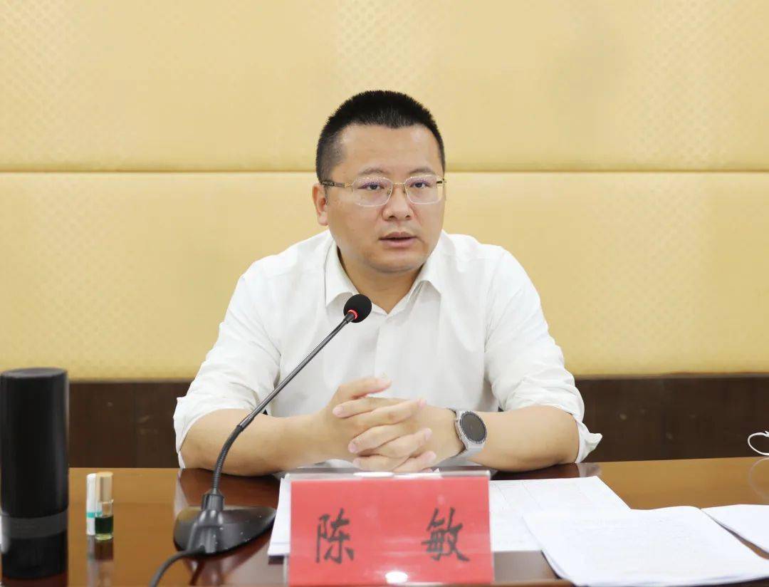 弋阳县创建国家卫生县工作巡查暨"五拆五清"工作第五次巡查点评会召开