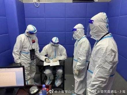 宝山警方深挖囤烟加价线索连续破获3起非法经营案件