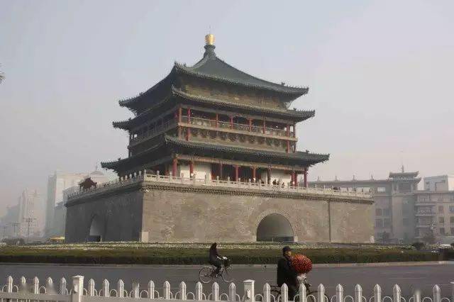 读书 | 刘心武：《钟鼓楼》的京味人生百态