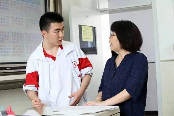 全国中学首个钱学森班来自这所学校这份成绩单刷新很多人的认知