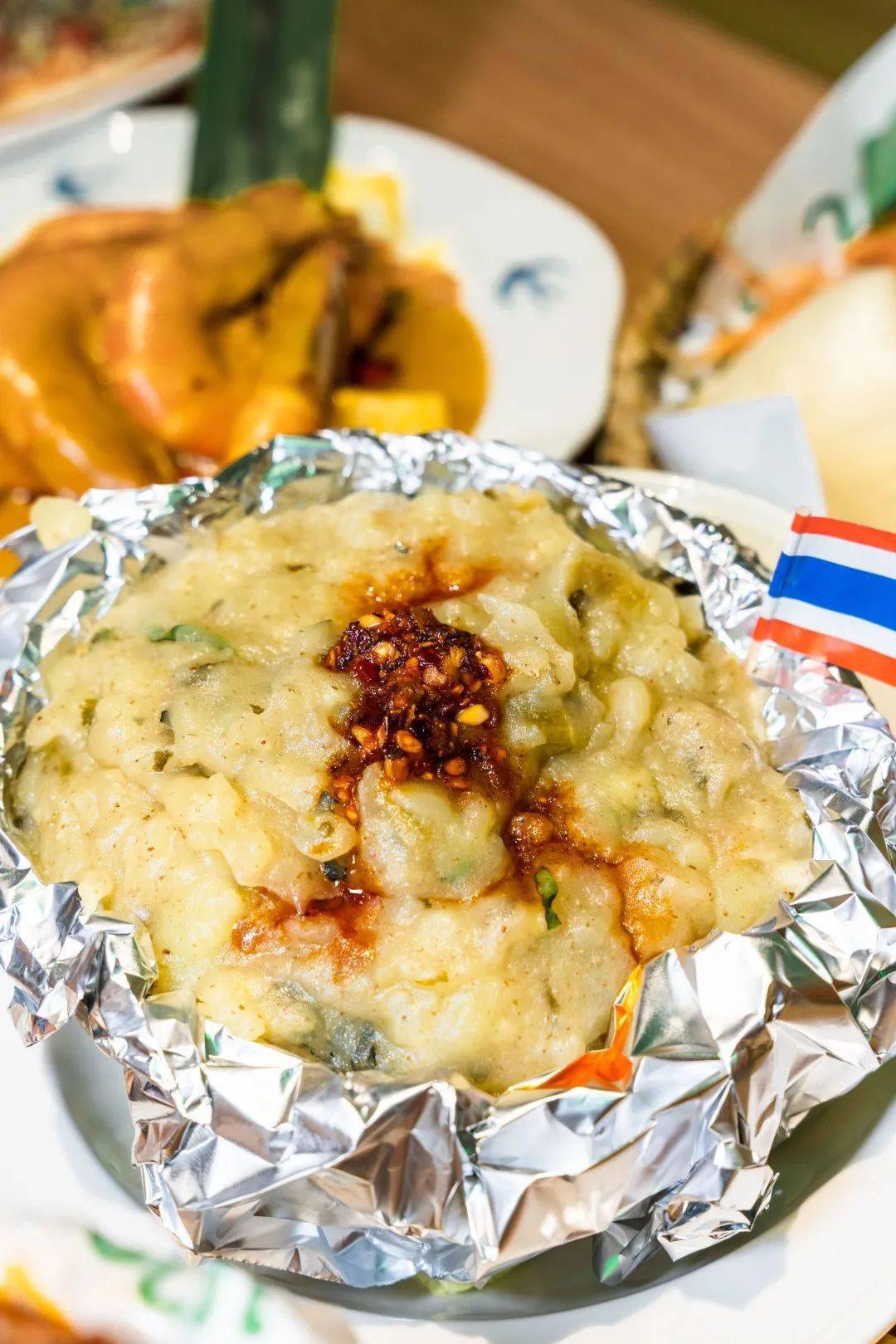 没打开锡纸之前,不说它是薯泥,还以为是椰子口味的甜品呢,太有趣了吧!