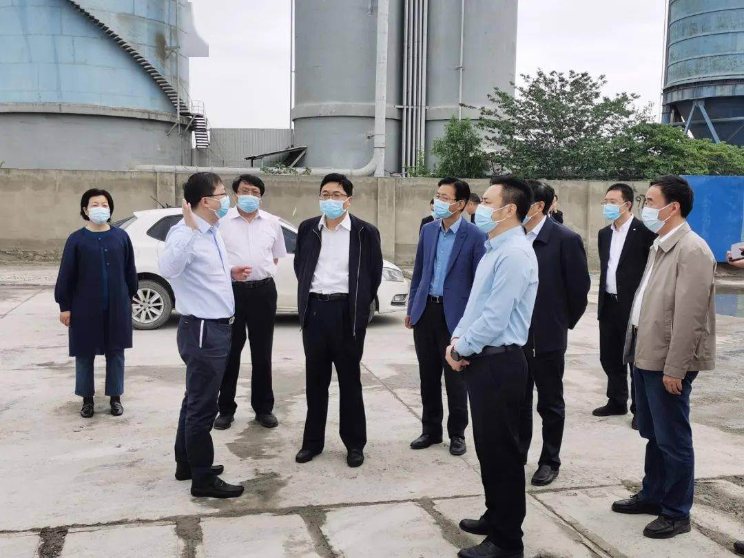 蒋爱祥带队调研扬尘污染防治工作