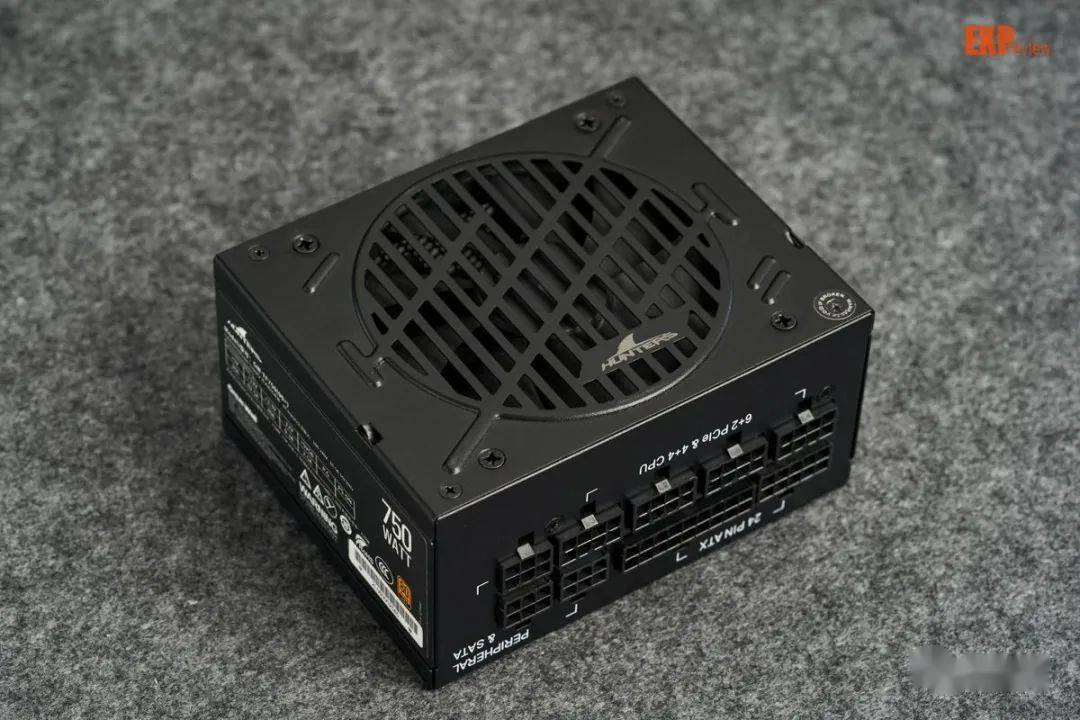 12款650w750wsfx电源横评谁是迷你小钢炮的最佳搭配