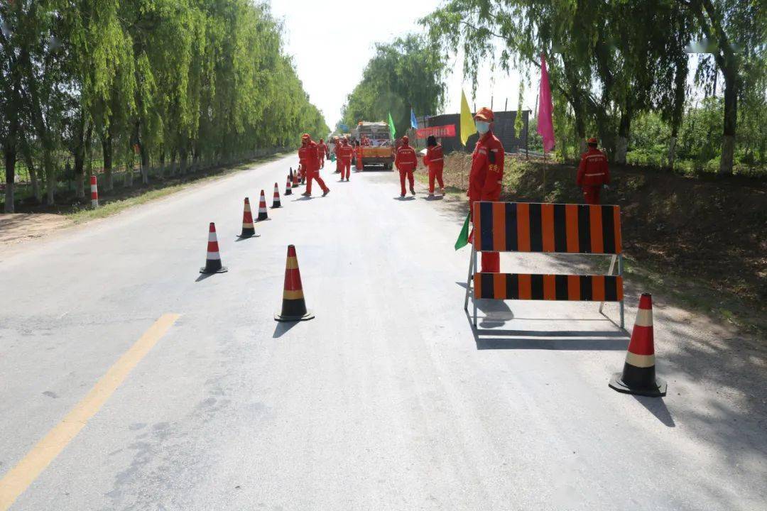 平凉公路发展中心养护技能大比拼职工现场亮绝活