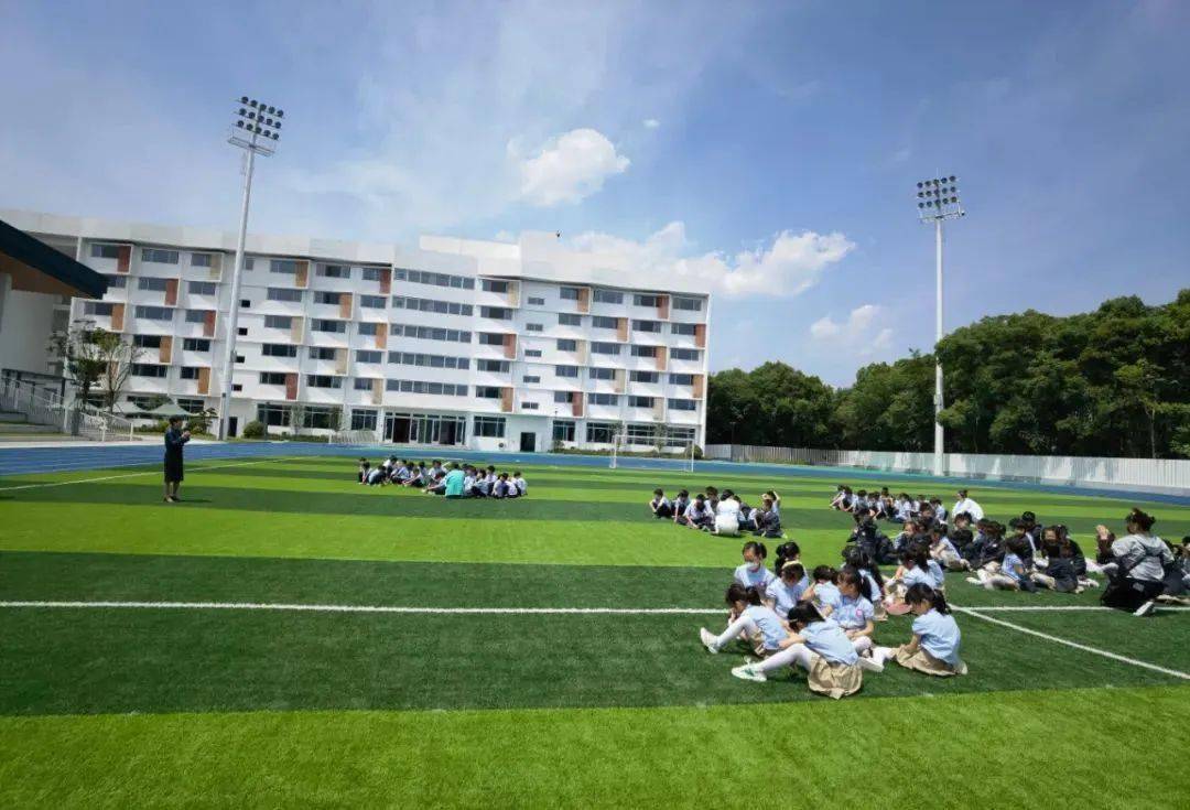 提高应急避险能力!横店文荣实验学校(小学部)开展防震应急疏散演练