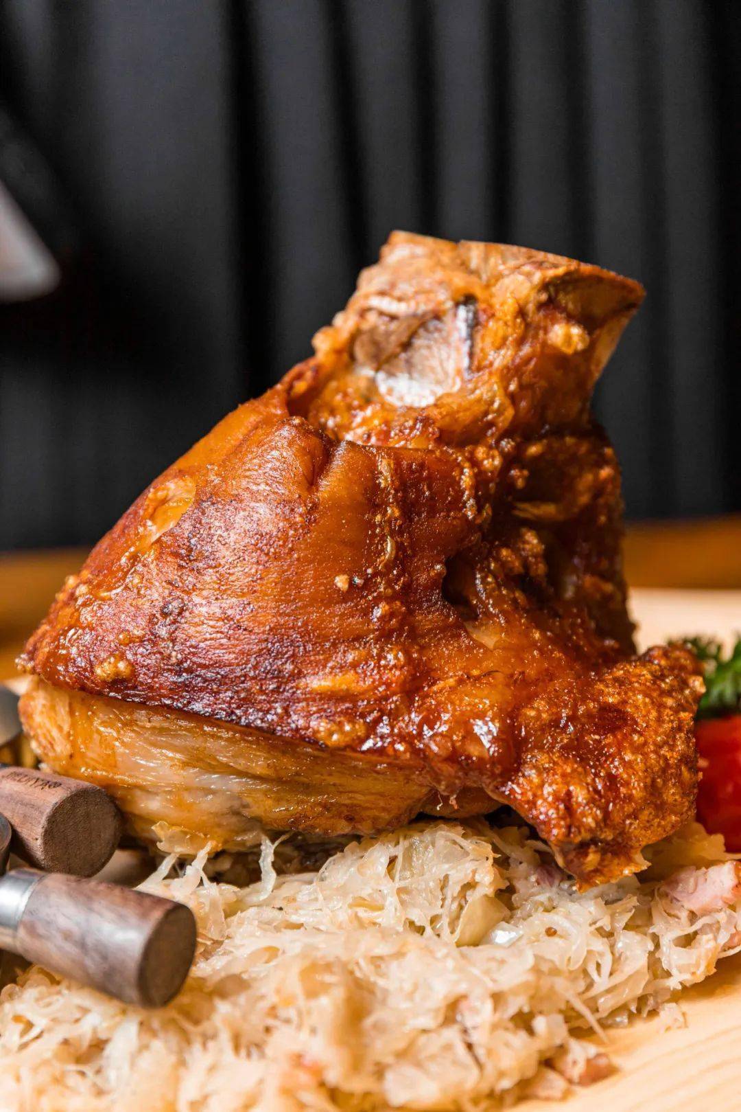 壕掷百万建了个小巴伐利亚因为它厦门德式餐厅榜又双叒叕要被刷新了