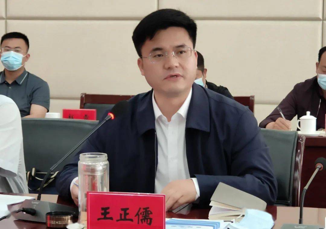 石嘴山市召开创城迎检专班工作组会议